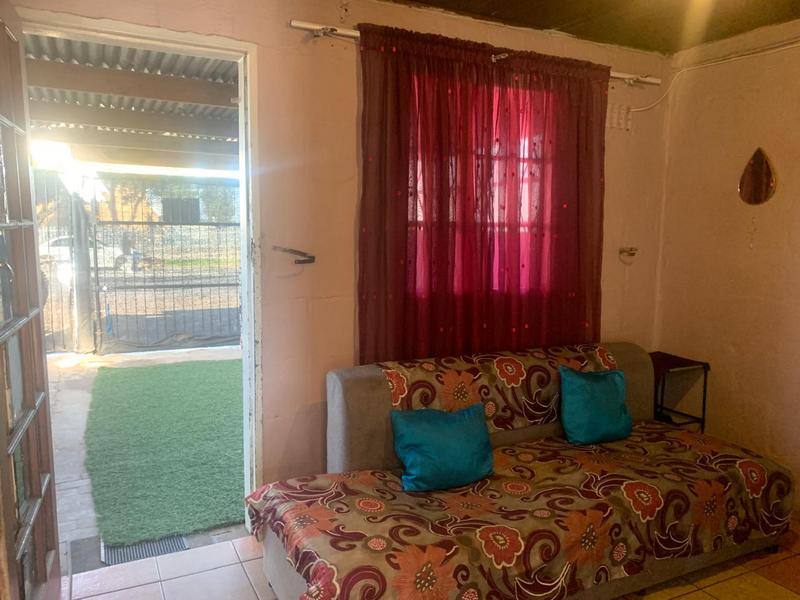 1 Bedroom Property for Sale in Kleinvlei Western Cape